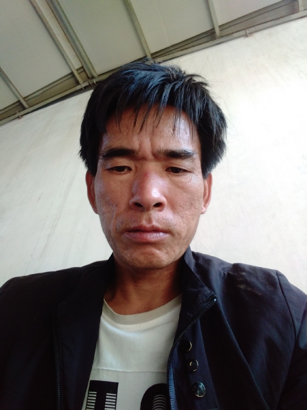 项斌的第一张照片--湛江相亲服务中心