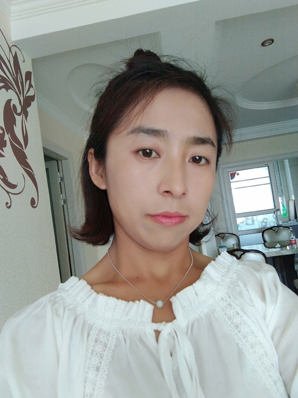 柠檬的第一张照片--湛江相亲服务中心