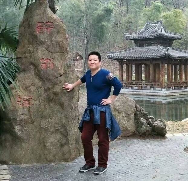 烦事用点心的第一张照片--湛江相亲服务中心