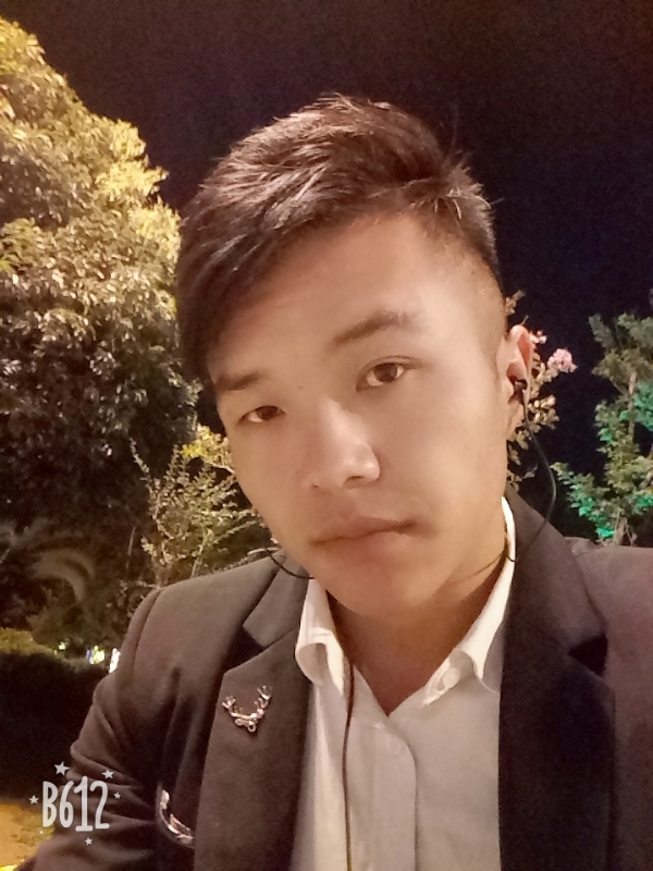 只求一陪伴的第一张照片--湛江相亲服务中心