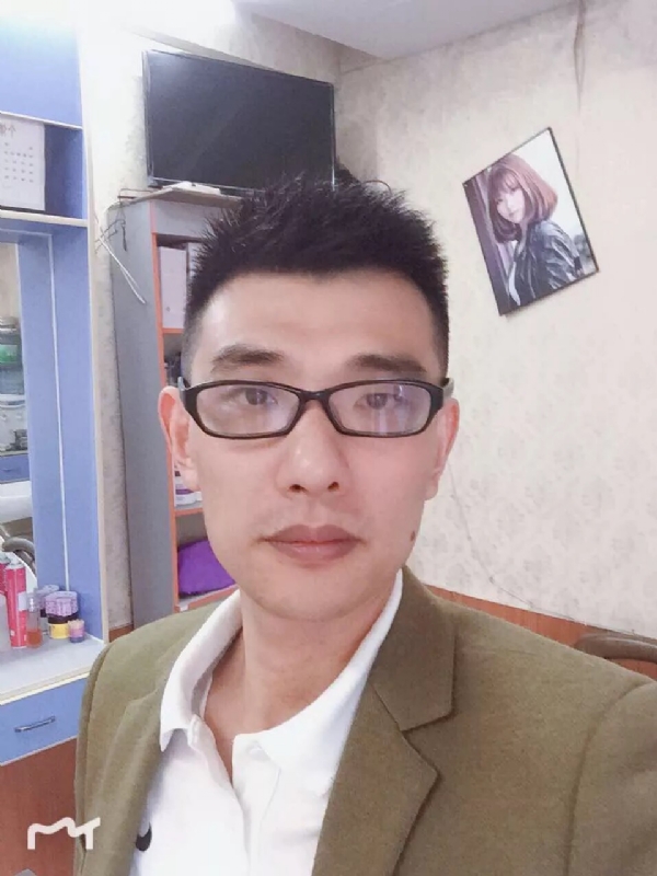 你的笨蛋的第一张照片--湛江相亲服务中心