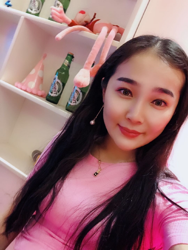 李雨菲的第一张照片--湛江相亲服务中心