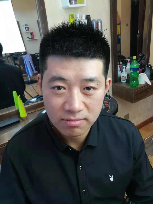 丹东风雨的第一张照片--湛江相亲服务中心