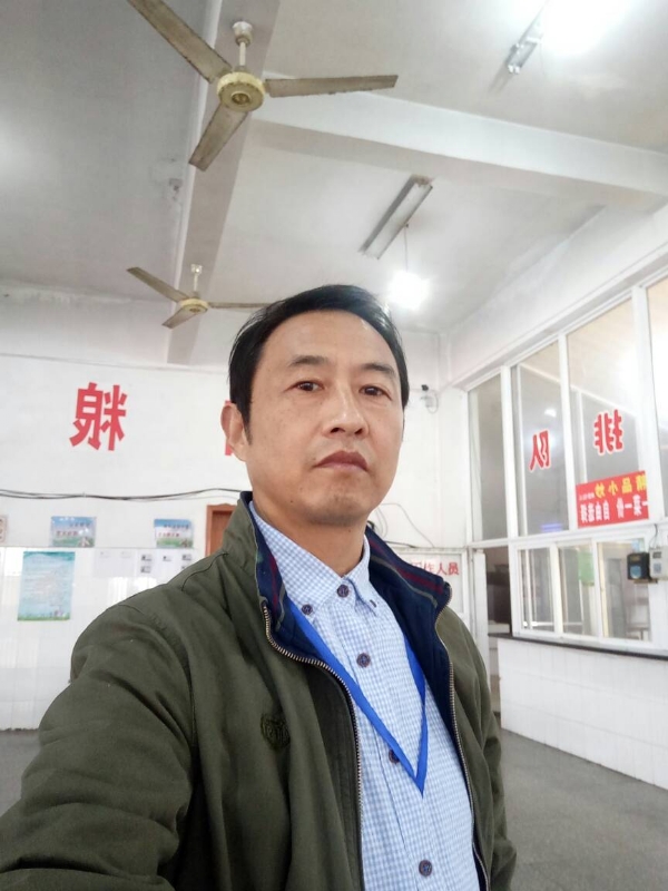 明月的第三张照片--湛江相亲服务中心