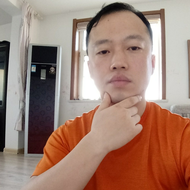 爱热闹的人的第一张照片--湛江相亲服务中心