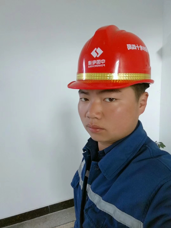 小公牛的第一张照片--湛江相亲服务中心