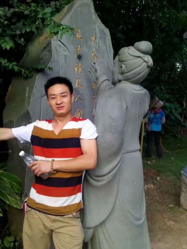 相依相伴的第一张照片--湛江相亲服务中心