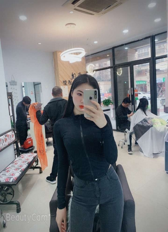 婷婷的第四张照片--湛江相亲服务中心
