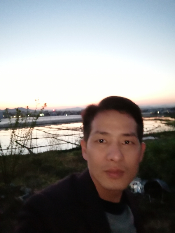 不忘初心的第一张照片--湛江相亲服务中心