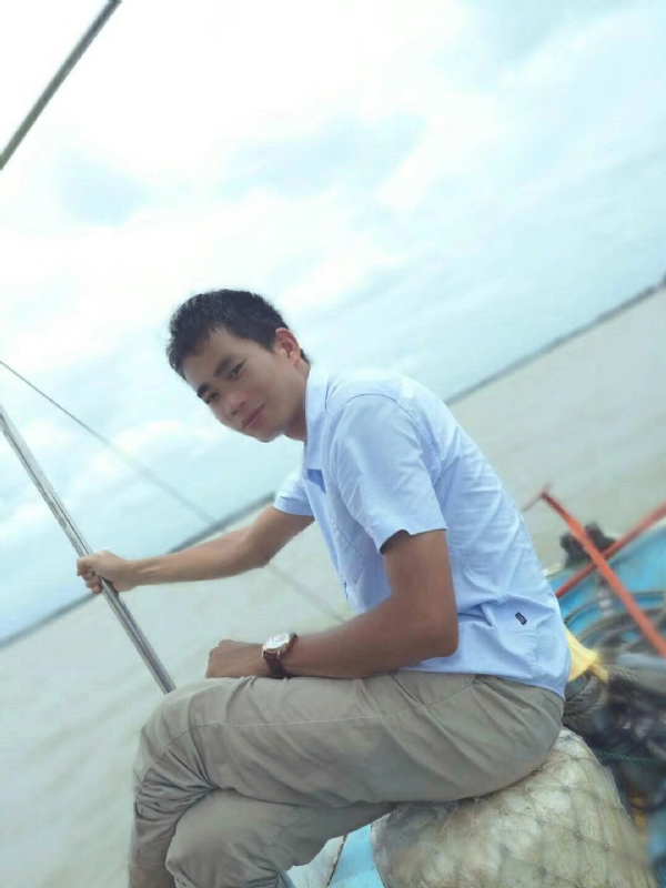 慵懒的猫的第一张照片--湛江相亲服务中心