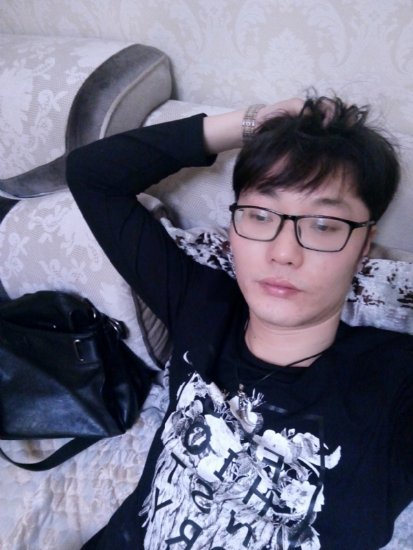 想事的猪的第一张照片--湛江相亲服务中心