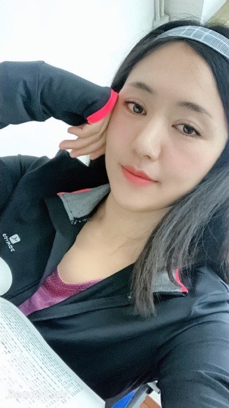 飄兒的第二张照片--湛江相亲服务中心