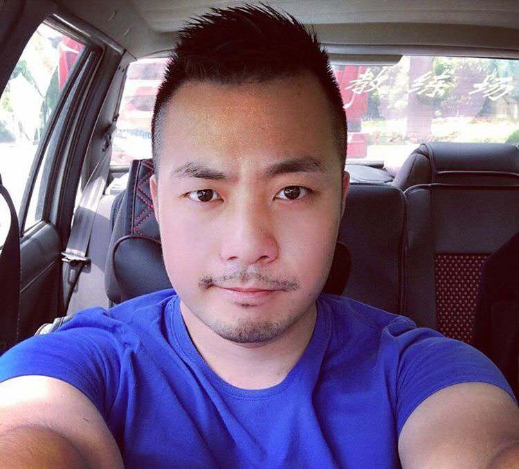 刘江平的第三张照片--湛江相亲服务中心