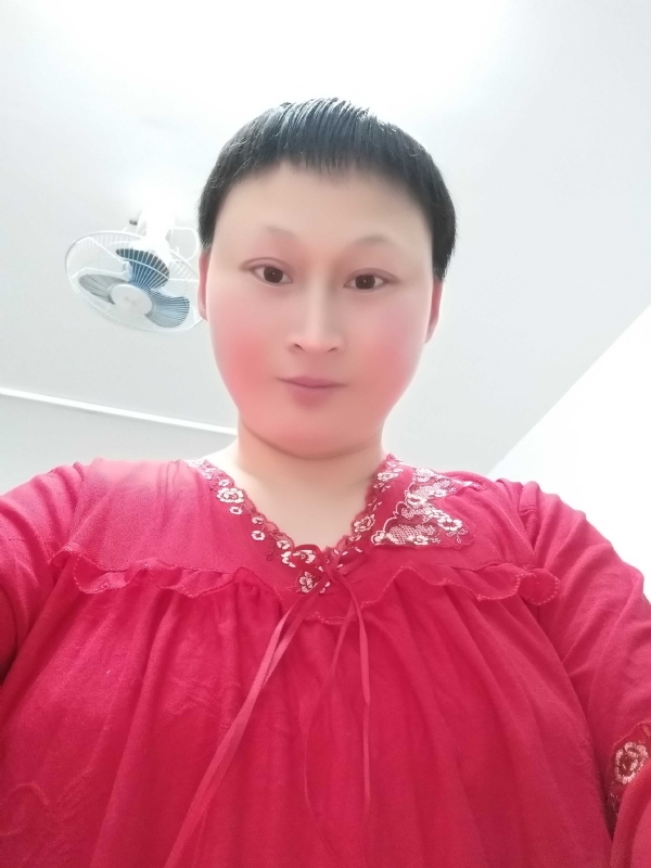 彩虹姐姐永不言弃的第一张照片--湛江相亲服务中心