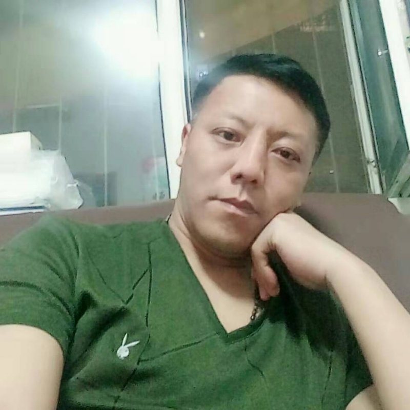 龍行天下的第一张照片--湛江相亲服务中心