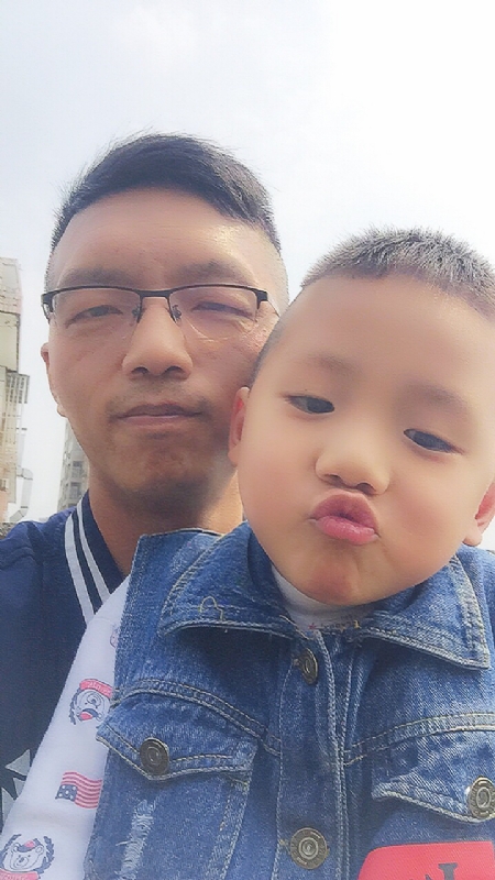 林松的第一张照片--湛江相亲服务中心