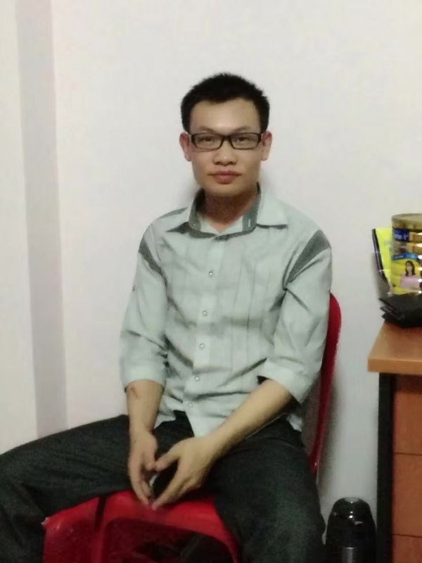 坚强不屈的第一张照片--湛江相亲服务中心