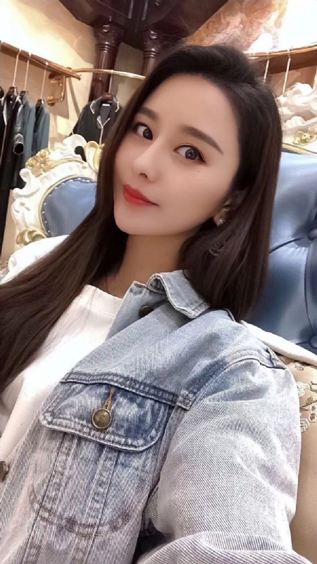 李珊珊的第一张照片--湛江相亲服务中心
