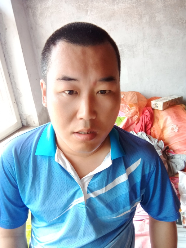 灰太狼的第一张照片--湛江相亲服务中心