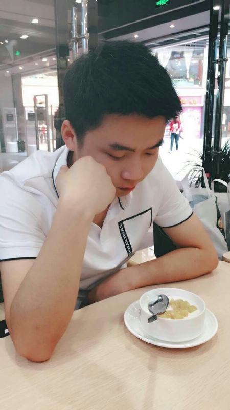 情绪的第一张照片--湛江相亲服务中心