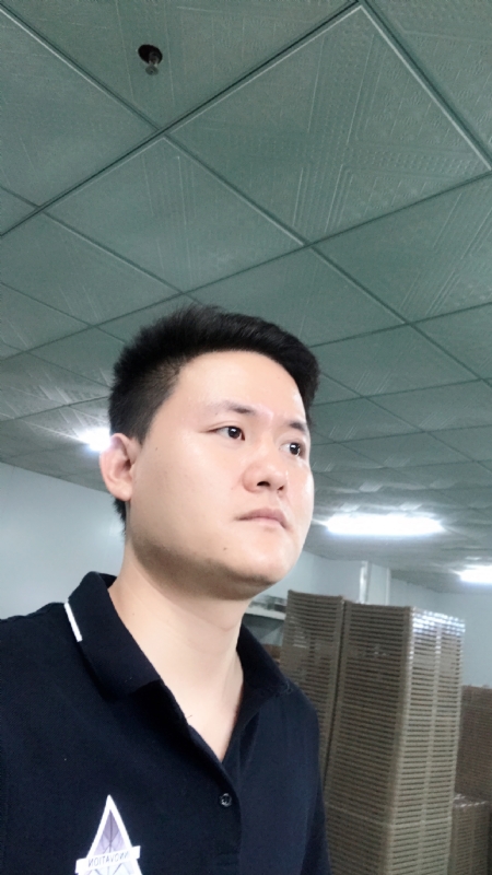 伟的第一张照片--湛江相亲服务中心