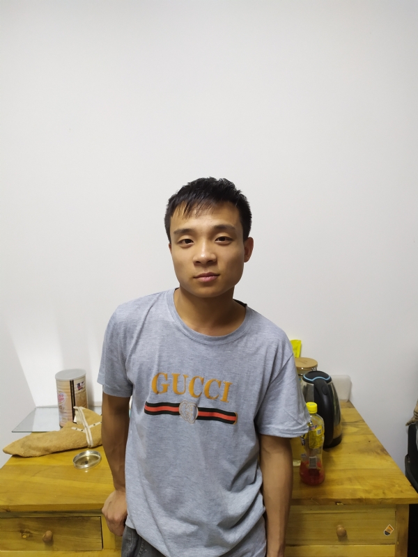 站着等你三千年的第一张照片--湛江相亲服务中心