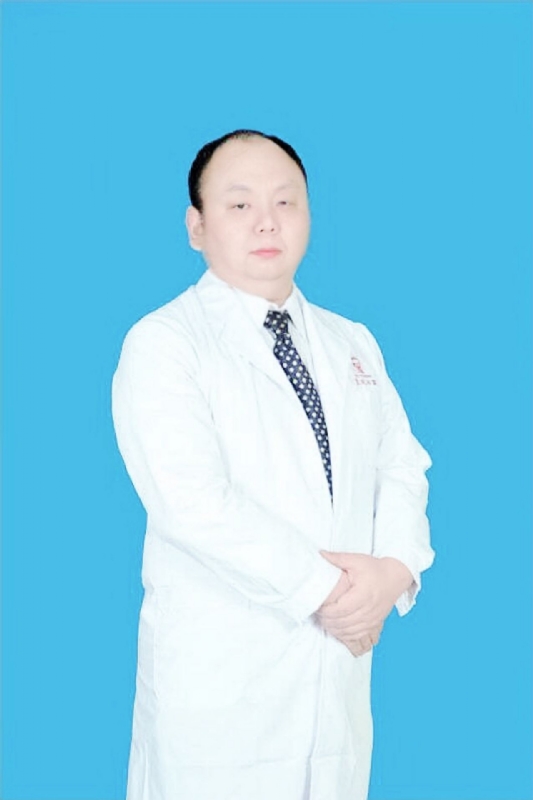 小村医的第一张照片--湛江相亲服务中心