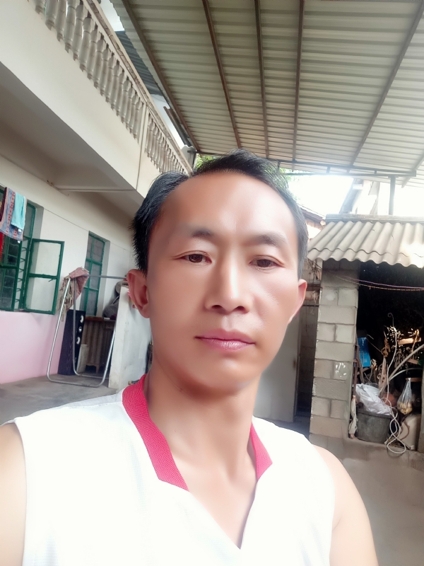 白鸽的第一张照片--湛江相亲服务中心