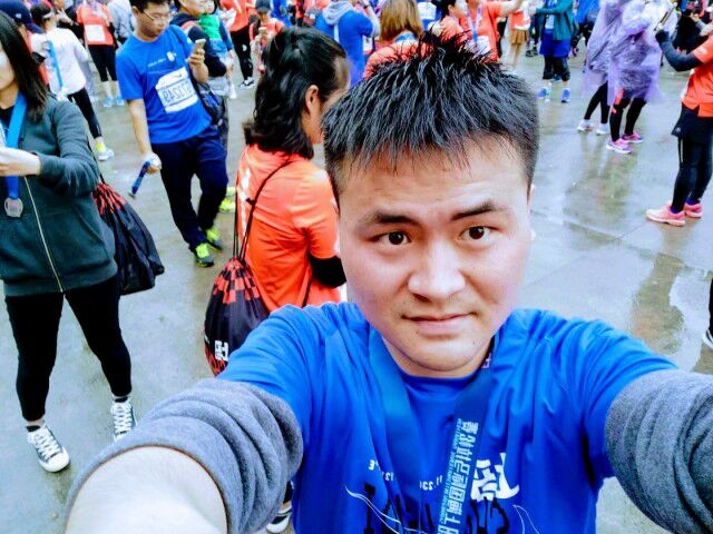 小五在跳舞的第一张照片--湛江相亲服务中心