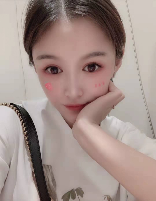 fei菲儿的第一张照片--湛江相亲服务中心
