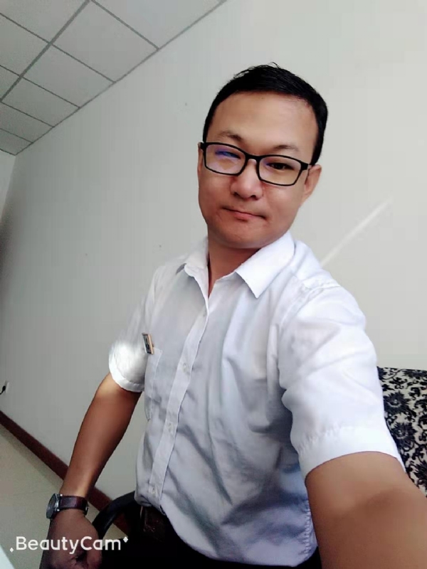 小飞的第一张照片--湛江相亲服务中心