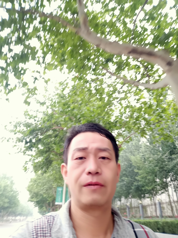 阳光的第一张照片--湛江相亲服务中心