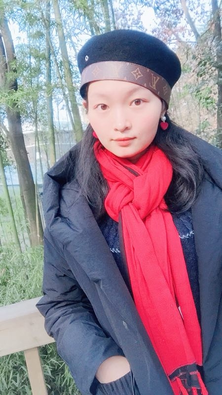 风中百合的第一张照片--湛江相亲服务中心