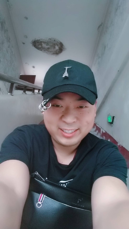 前世今生的爱的第一张照片--湛江相亲服务中心
