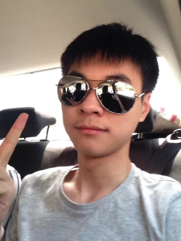 鱼头zzz的第一张照片--湛江相亲服务中心