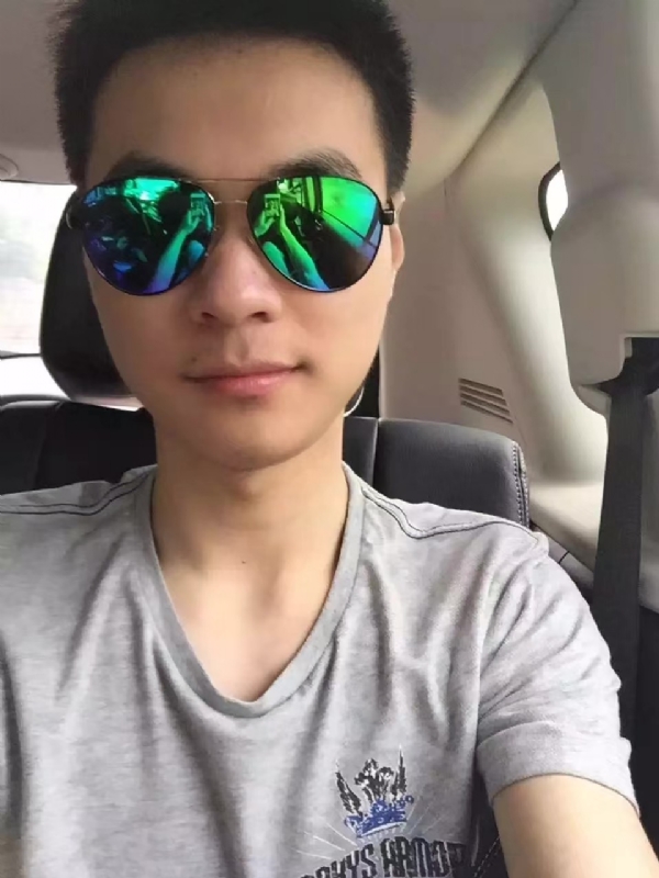 鱼头zzz的第六张照片--湛江相亲服务中心