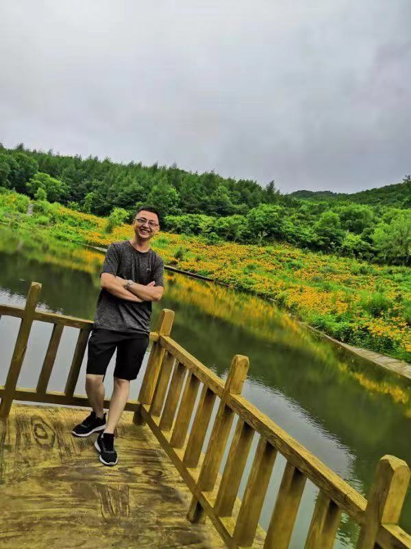 正能量的第三张照片--湛江相亲服务中心