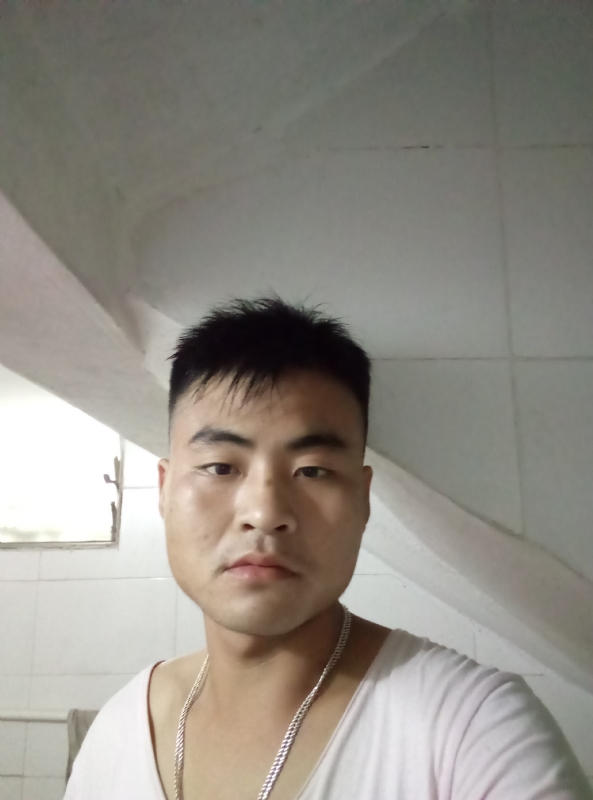 落叶知秋的第一张照片--湛江相亲服务中心