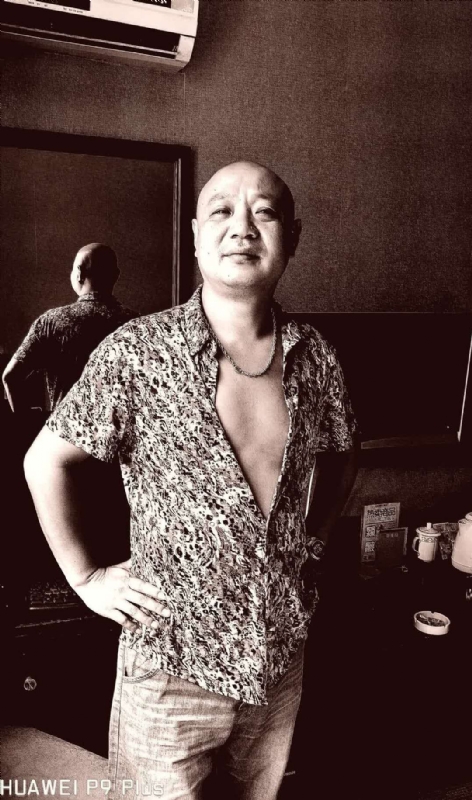 该谁是谁的第一张照片--湛江相亲服务中心