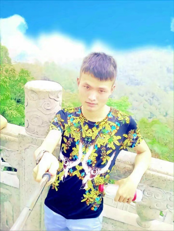 孤独王者元首的第一张照片--湛江相亲服务中心