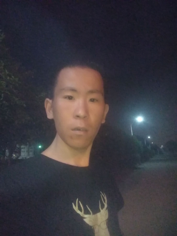 俞凯斌的第一张照片--湛江相亲服务中心