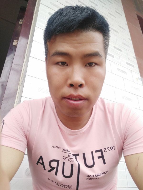 守护爱情的第一张照片--湛江相亲服务中心