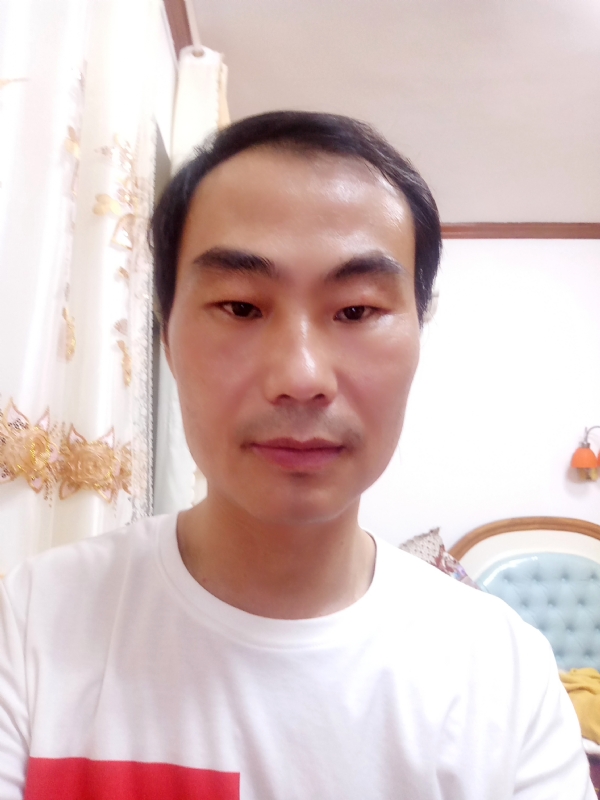 光明的第一张照片--湛江相亲服务中心