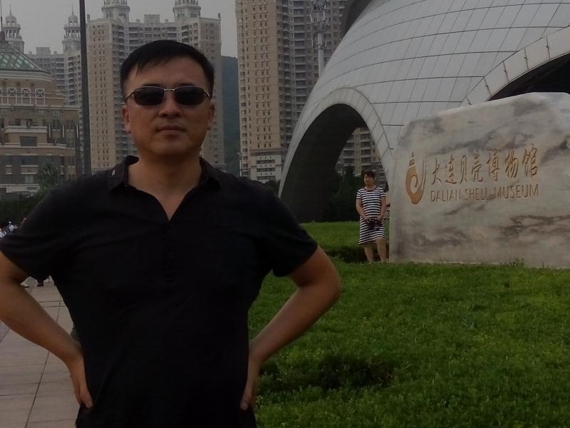 豁达的第一张照片--湛江相亲服务中心