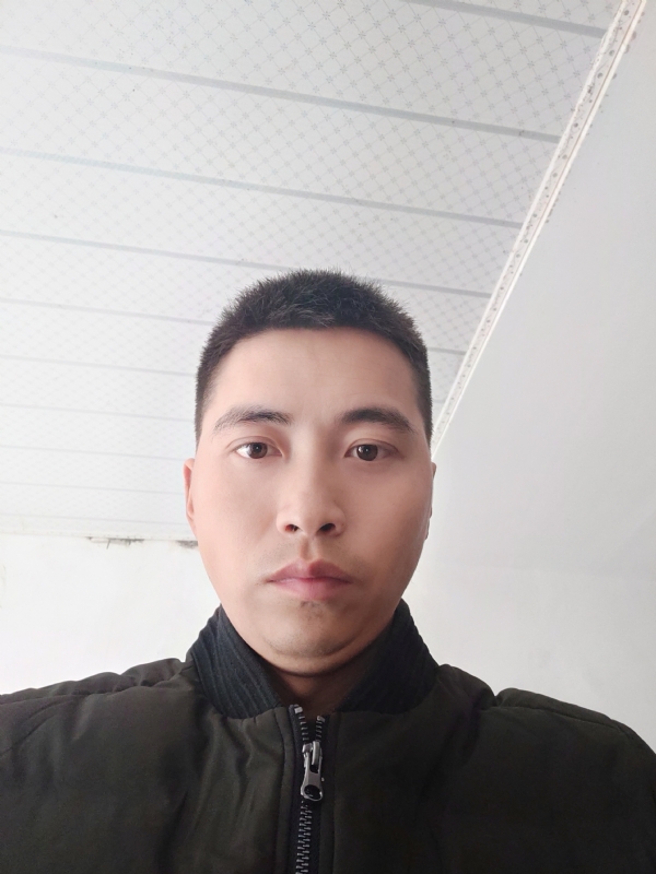 远望星空的第一张照片--湛江相亲服务中心