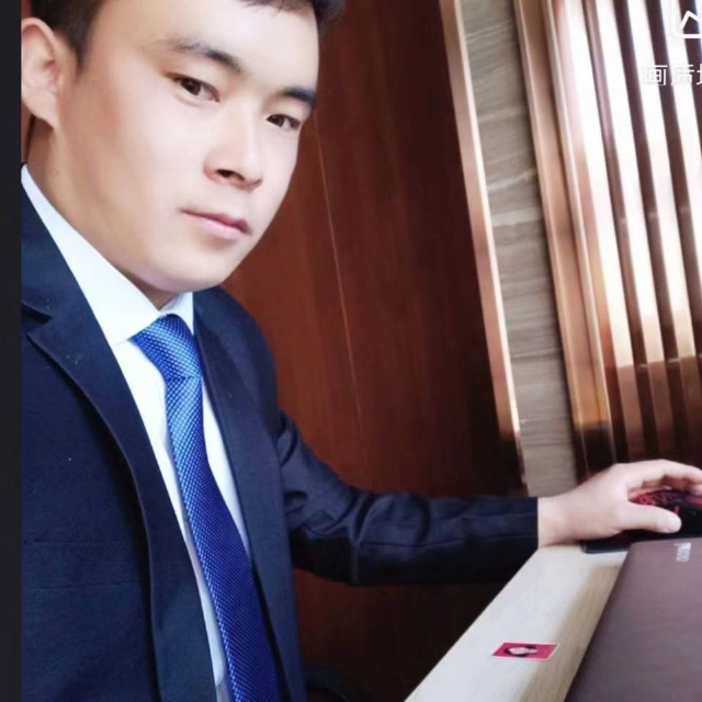 会哭的幸福的第一张照片--湛江相亲服务中心
