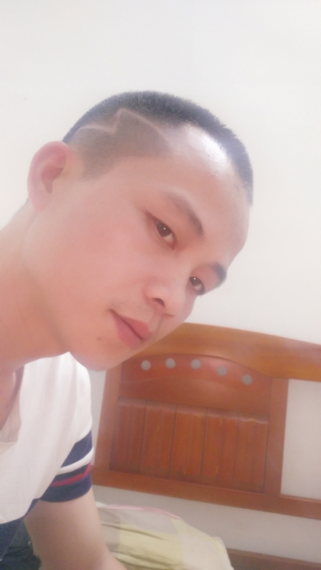 骑着蜗牛看世界的第一张照片--湛江相亲服务中心