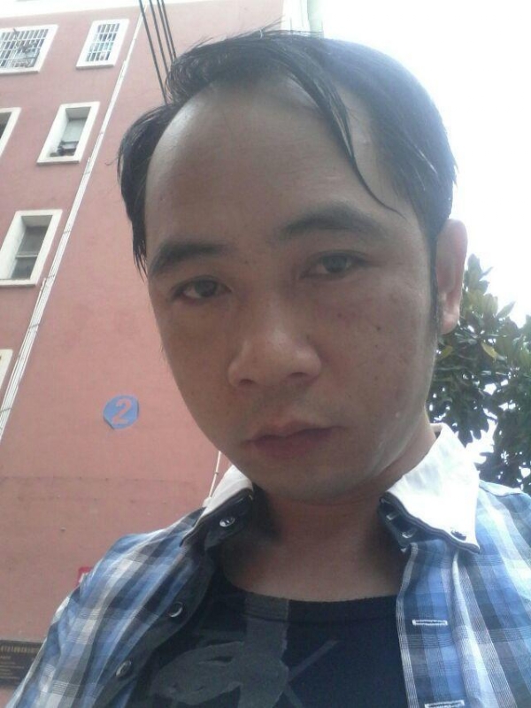 佰年孤独的第一张照片--湛江相亲服务中心