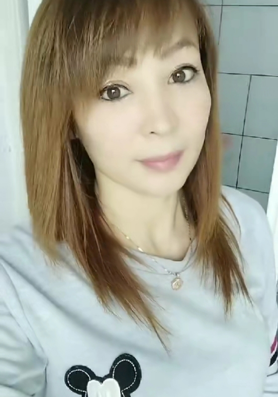 魅力白玲的第一张照片--湛江相亲服务中心