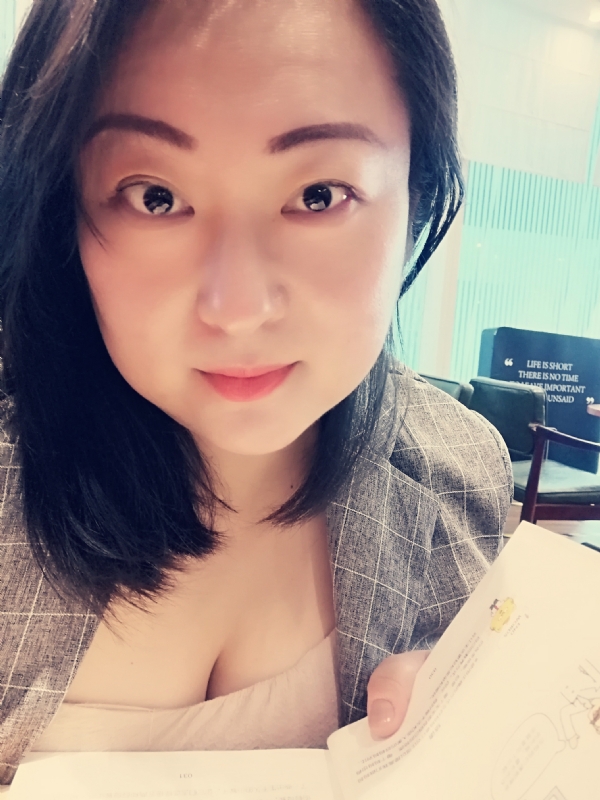 铃瑶的第二张照片--湛江相亲服务中心